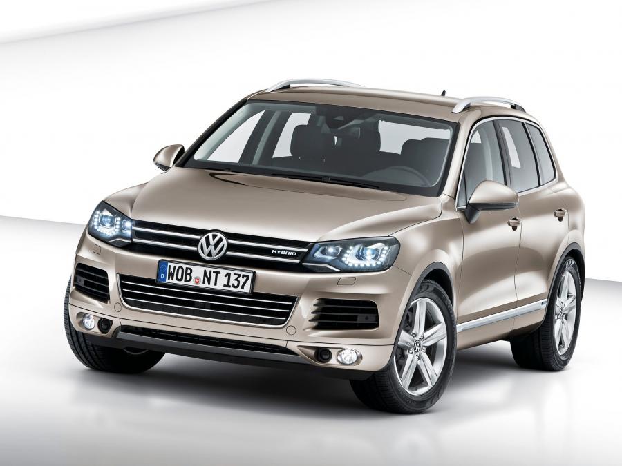  Volkswagen Touareg Hybrid 2010 года  (фото 7 из 17)